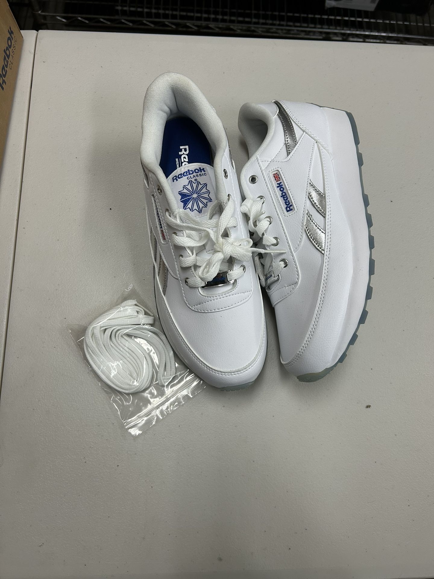 NEW Reebok Aztec OG Varsity Sneakers Size 10