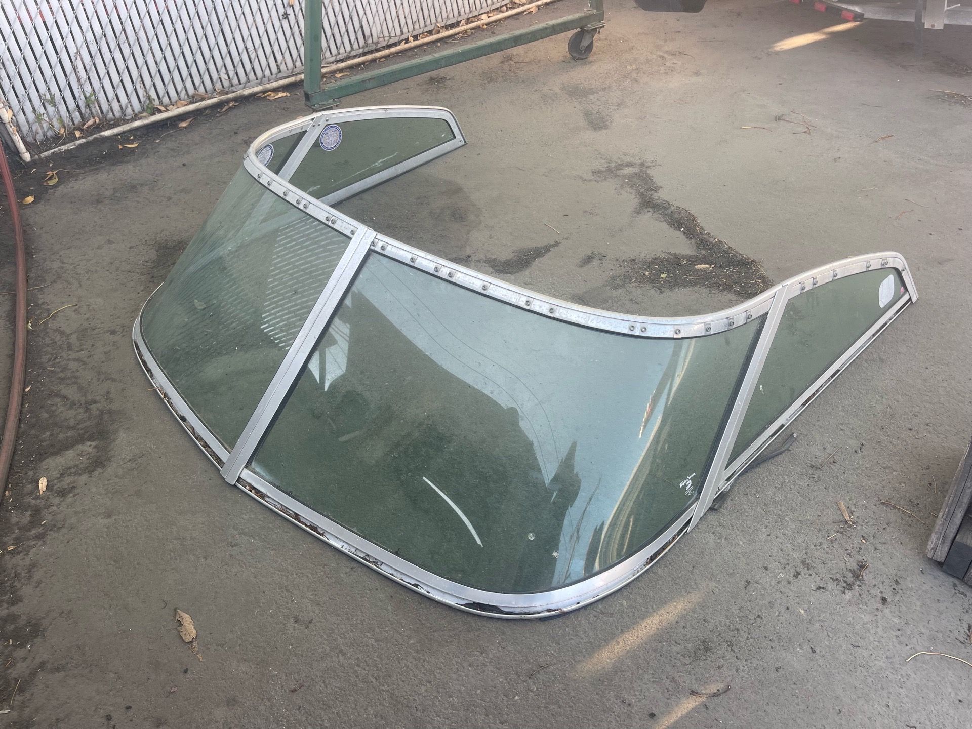 Boat windshield