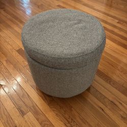 Ottoman W Storage 