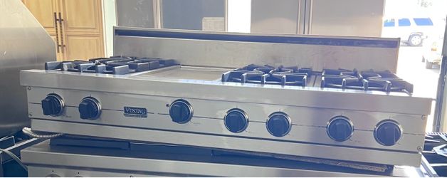 VIKING PROFESSIONAL GAS COOKTOP / RANGETOP