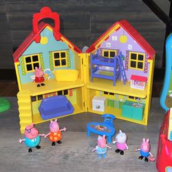 Peppa Pig Deluxe Folding House Playset/Red Car/Purse/Ferris Wheel/Carrying Case/Figures