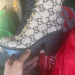 Womens GUCCI Boots