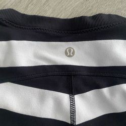 Authentic Lululemon Work Out Shirt Size Small For $15