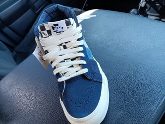 Vans Disney Women's Shoe