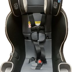 Graco Extend2Fit Convertible Baby Car Seat, Rear and Forward Facing,