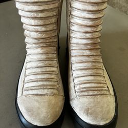 Women’s Leather Boot - Size 8