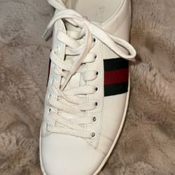 Gucci Shoes 