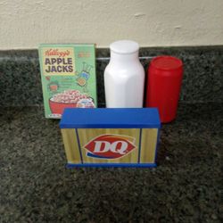 Vintage Classic Fake Food (Must Pick Up
