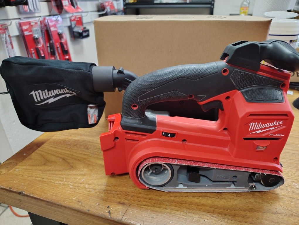 Milwaukee M18 Belt Sander Used But In Like New Condition