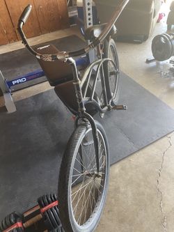 Vintage cruiser bike