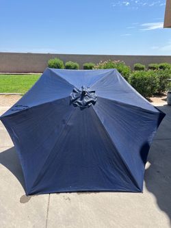 Outdoor umbrella