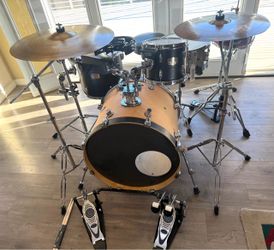 5 piece drum set Pearl Vision snare & 10” 14 Export toms PDP FS birch 22” bass Gretsch side snare new double pedal cowbell Zildjian & Sabian cymbals t