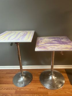 Pub table