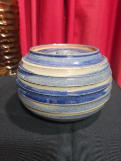 Beautiful Handmade Studio Pottery Lidded Jar / Ceramic Canister