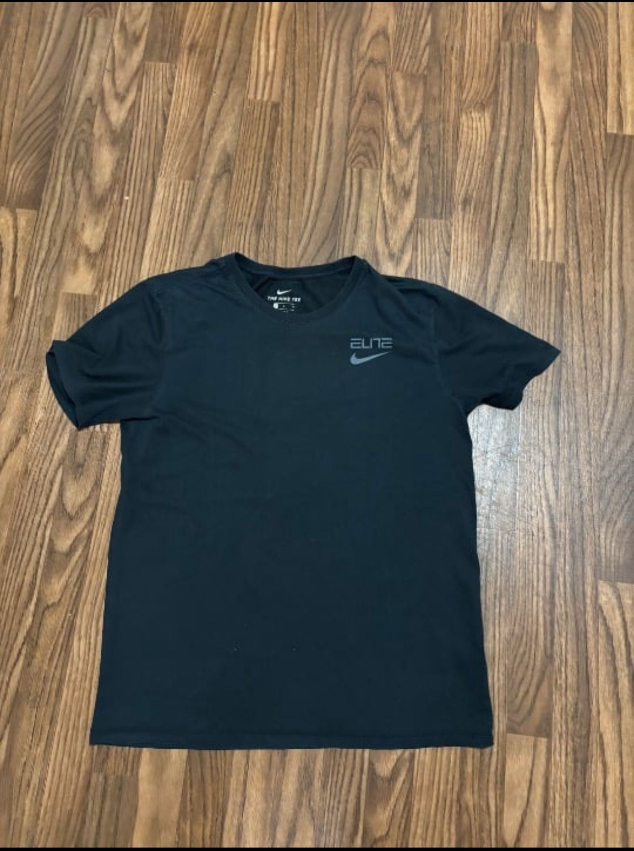 Nike Elite * Nike Dri Fit Short Sleeve Tee * Size Medium