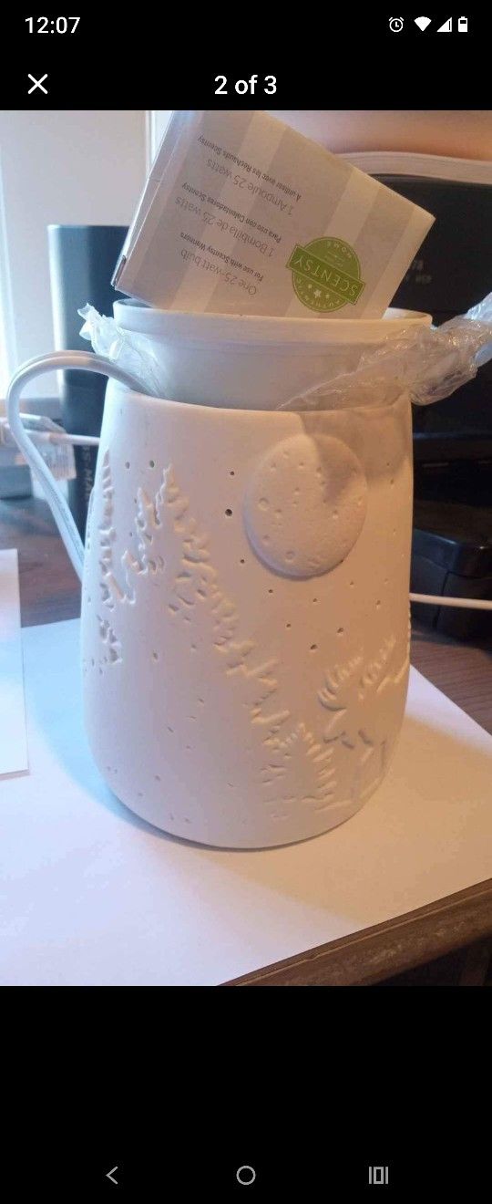 Large Scentsy Warmer