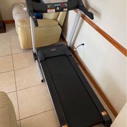 Smart Treadmill For Sale (Minimal Use, Very Good Condition)