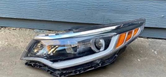 Headlights for 2018 Kia Optima LX