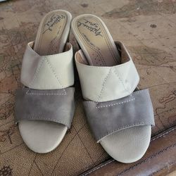 Womens Dress Or Casual Sandals Size 8