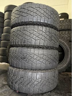 Set goodyear LT 275 65 R18