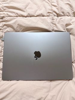 Apple M2 Macbook | 96GB RAM, 2TB, 90% Battery
