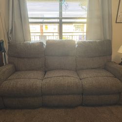 (Make an Offer!!!) Reclining Couch & Rocking Reclining LoveSeat 😃