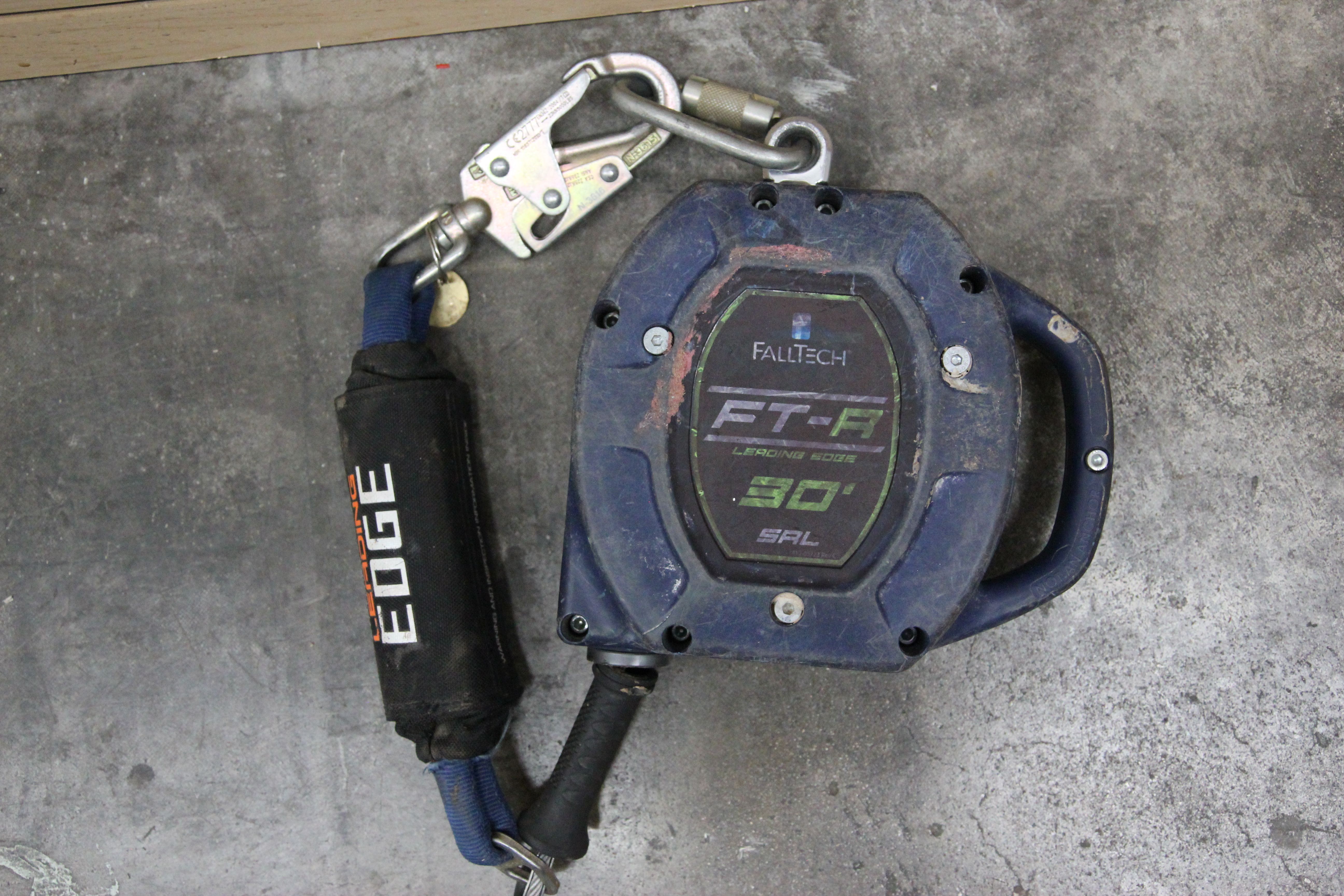 FallTech FT R Class 2 Self Retracting Lifeline 30ft Galvanized Cable