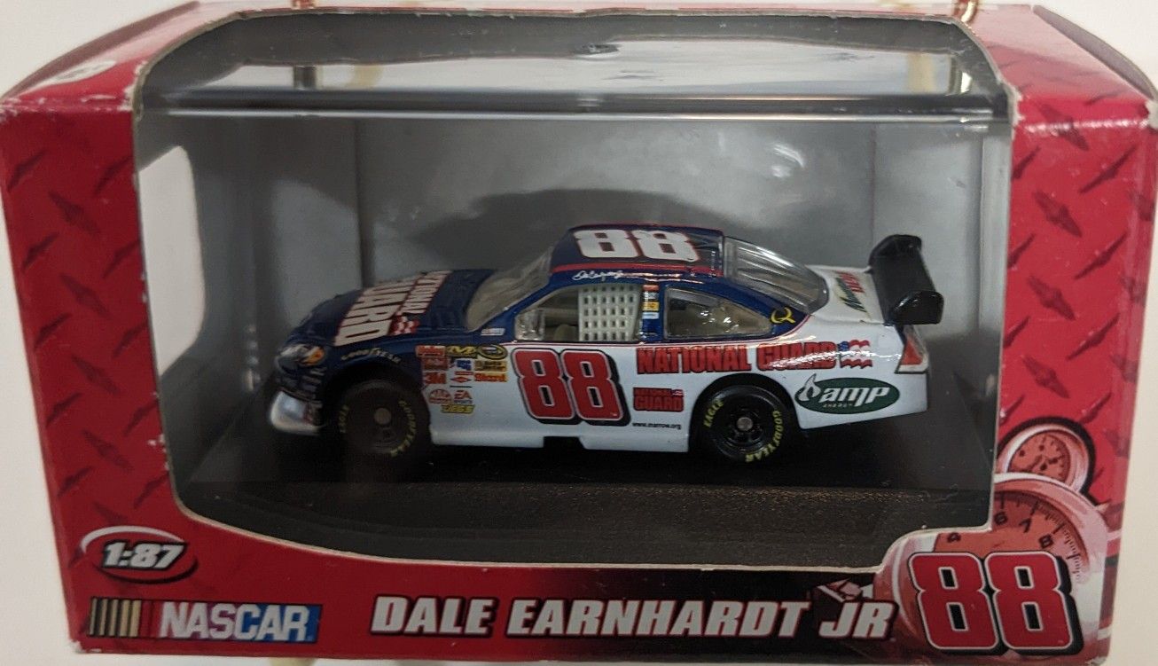 1:87 Official Die Cast #88 Dale Earnhardt Jr. Replica