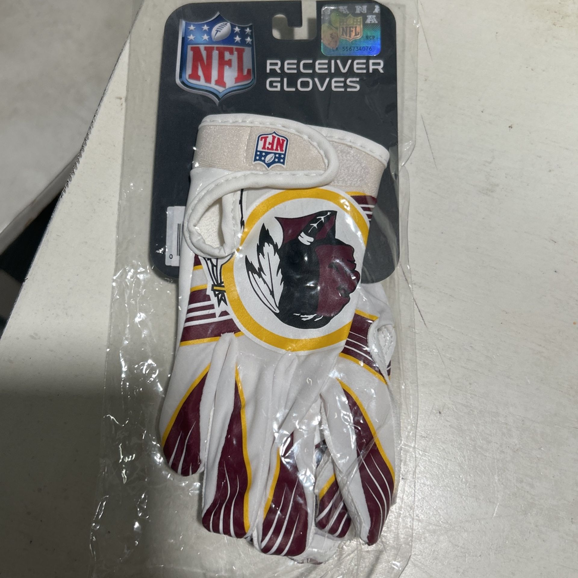 NFL Washington Redskins Received Gloves Youth