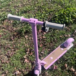 Gotrax Electric Scooter for Kids 6-12, Max 3.75 Miles & 7.5 Mph by 150W Motor, 6'' Wheel, Easy to Ride & Assemble, All-Metal Bo