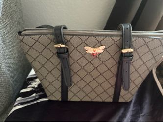 Cute hand bag