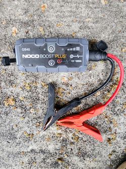 NOCO Boost Plus GB40 car jump box jump starter Cell phone charger