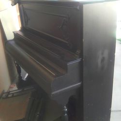 Horner Chicago Upright Antique Piano Model #89585 Black 
