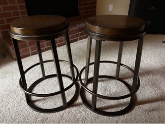 (2) sturdy stools