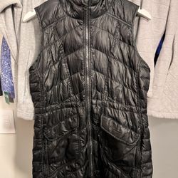 Athleta  Aire Woman’s Goose Down Hooded Vest 