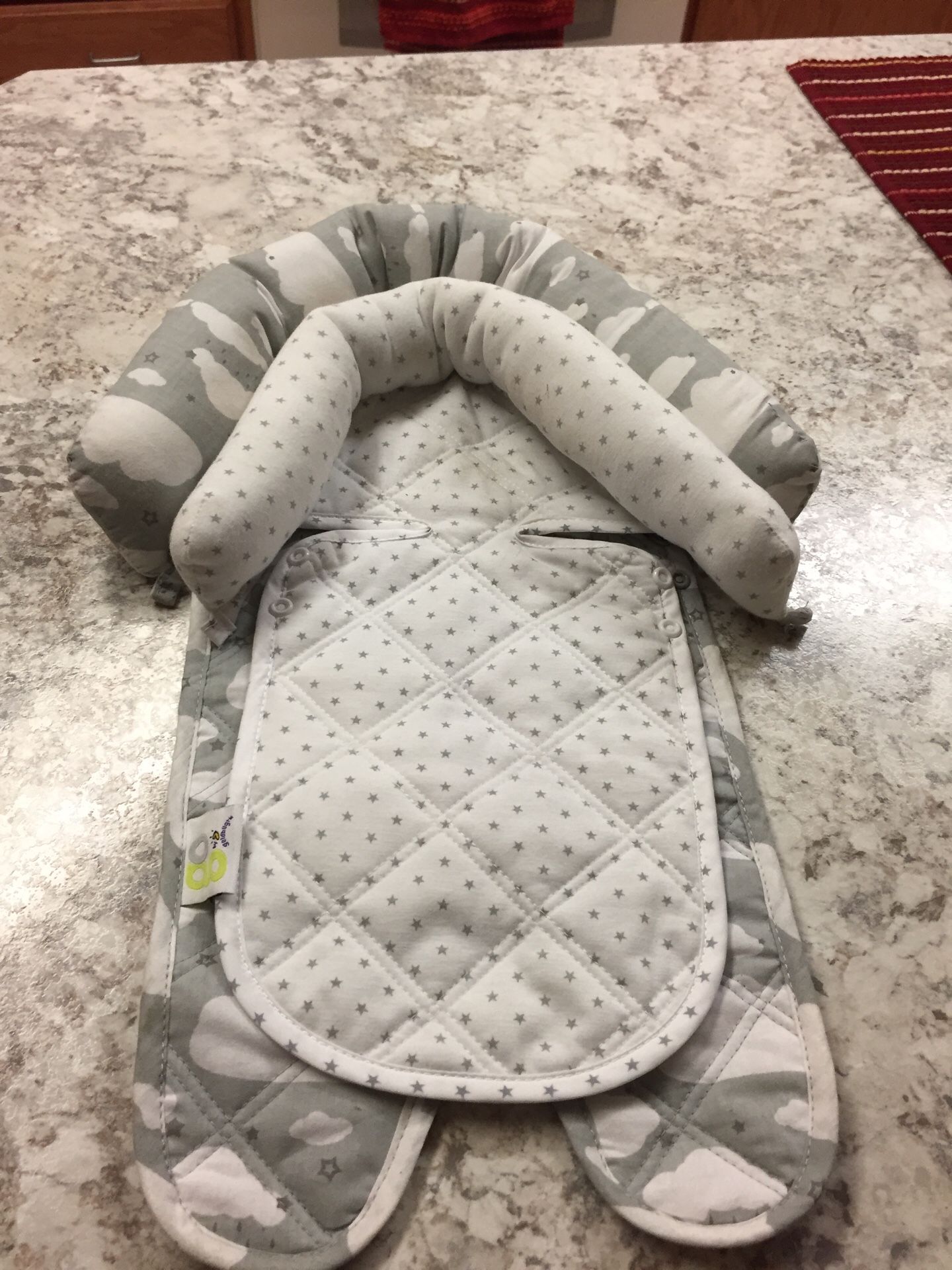 Baby car seat head support