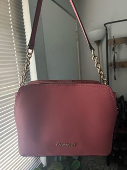 Calvin Klein Hailey Triple Compartment Crossbody Bag - Rose/Pink