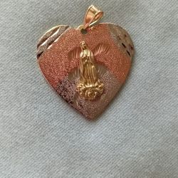 Hold Plated Pendant/Dije De Oro Laminado 