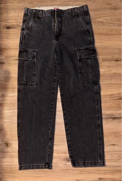 Levi’s Cargos