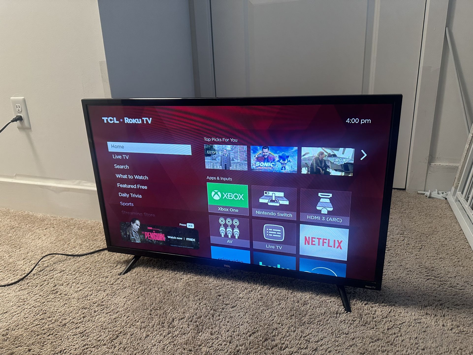 Roku TCL 32” TV