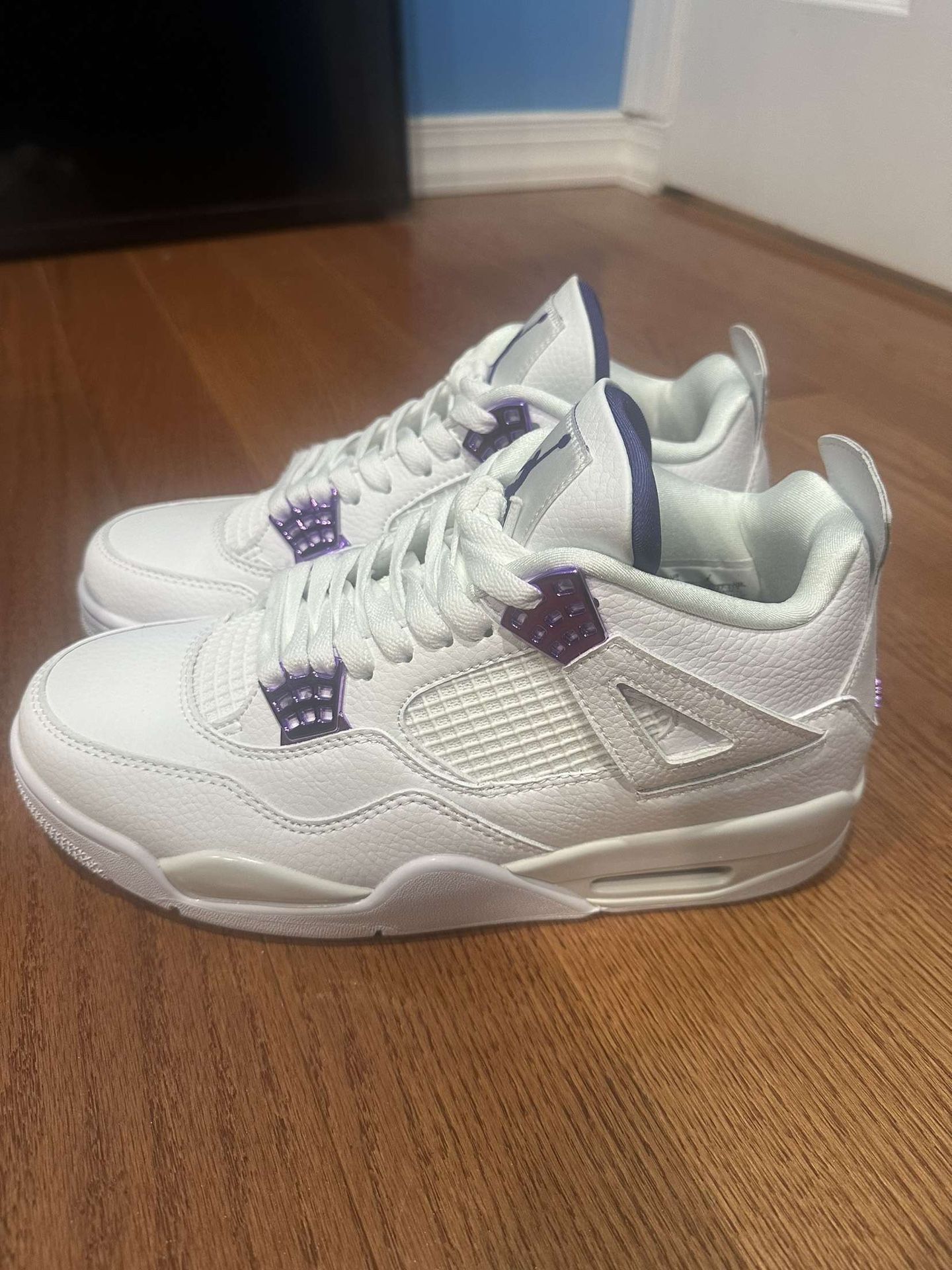 Jordan 4 Purple Metallic