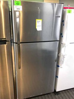 Brand New Frigidaire Top Freezer Refrigerator (Model:LFTR2021TF) WG