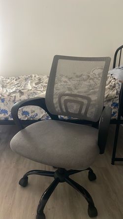 rolling gaming chair