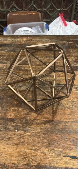 Modern Decor Centerpiece