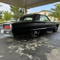 1965 Ford Thunderbird 