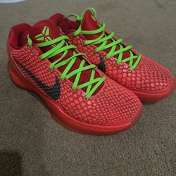 Kobe Reverse Grinches size 9.5