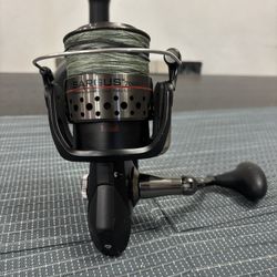 🐠 Preowned Penn Sargus 7000 Reel With 65lb PowerPro Braid Line 🔥 