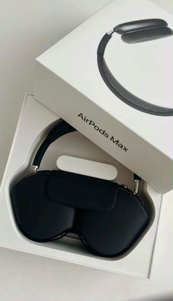 Apple AirPod Maxs