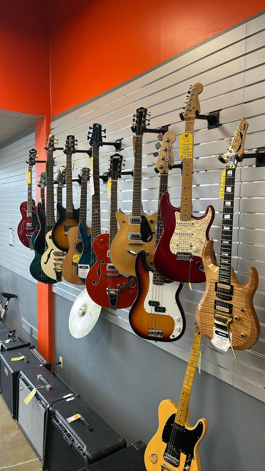 Musical sale Black Friday all music instruments from 2 PM to 3 PM 35% off