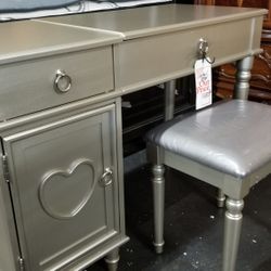 Antique silver vanity table with stool